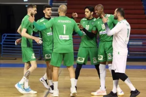 Τρένο... με σπασμένα φρένα η Ομόνοια (φώτος)