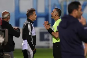 Ε -ε - Εθνικός! (φώτος)