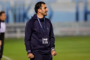 Ε -ε - Εθνικός! (φώτος)
