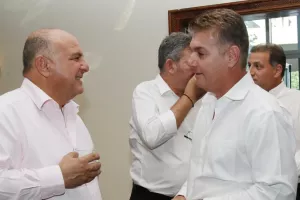 Τηλεφώνημα και... deal
