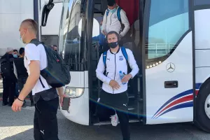 (ΦΩΤΟΣ) Στο Μακάρειο ο Απόλλωνας