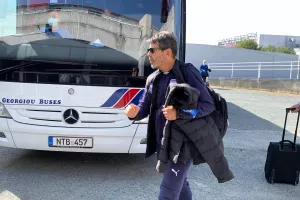 (ΦΩΤΟΣ) Στο Μακάρειο ο Απόλλωνας