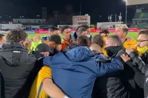 ΒΙΝΤΕΟ με Κέρκεζ η ΑΕΛ: "Πρέπει να είστε περήφανοι..."