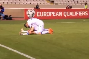Γκολάρα Πίττα κάρφωσε... τον Όμπλακ για το 1-0 (βίντεο)