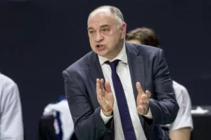 Χωρίς τον Λάσο στο ματς με τον Ολυμπιακό 