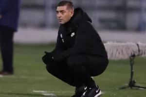 Παντελίδης: «Έχετε δέκα μέρες να αλλάξετε πρόσωπο»