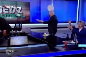 Βίντεο-ΕΠΟΣ: Σπάνε πιάτα και χορεύουν συρτάκι για χάρη του Πέλκα!