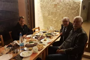 Reopening η εστίαση, για σουβλάκι ο Πρόεδρος