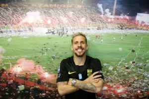 Η επέκταση, τα χρήματα και οι ίδιες ρήτρες