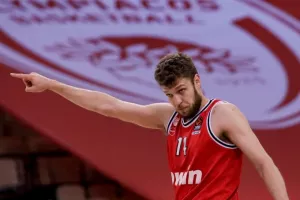 Βεζένκοφ/"Να έχουμε περισσότερη θετική ενέργεια..."