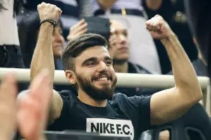 «Χρόνια πολλά Γιώργο Σαββίδη, ευχαριστούμε για την υποστήριξη» 