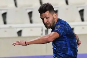 Έμεινε... στ' αποδυτήρια ο Ντούρις