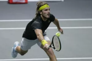 Κυρίαρχος Τσιτσιπάς, με περίπατο στα προημιτελικά του Ακαπούλκο (βίντεο)