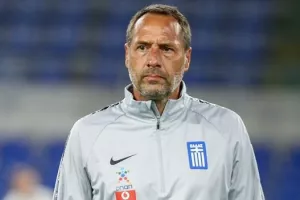 Ο Φαν Σιπ δημιούργησε ομάδα με χαμηλό ταβάνι
