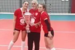 Στην Α' Κατηγορία μετά από 36 χρόνια η Νέα Σαλαμίνα! (Φώτος)