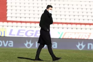 AEK: Ματιές στην Γαλλία για στόπερ και αριστερό μπακ