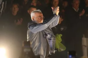 Εμβολιάστηκε ο Ιβάν με φανέλα του ΠΑΟΚ! (φώτο)