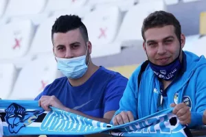 Περιμένουν... μεταγραφές