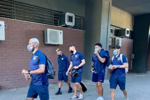 ΦΩΤΟΣ/Στο γήπεδο η ΑΕΛ