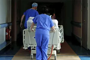 Τέσσερις θάνατοι, "εκτόξευση" στα 786 κρούσματα