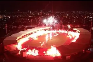 ΘΥΡΑ 3-ΑΝΑΚΟΙΝΩΣΗ: "Είναι στo DNA του ΑΕΛίστα.../Όχι στη μουρμούρα"