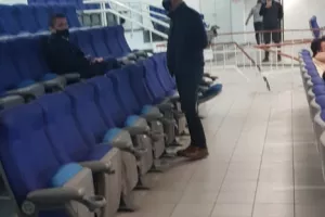 Μάζιτς στο Τσίρειο/Ερώτηση για την μη κάθοδο ξένων