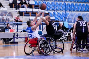 Νίκες για Απόλλων και Nicosia team rollers 