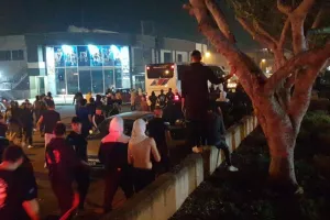"ΝΤΟΥ" στο λεωφορείο: "Aντε γεια, πρωτάθλημα ξανά..."(φώτος/βίντεο)