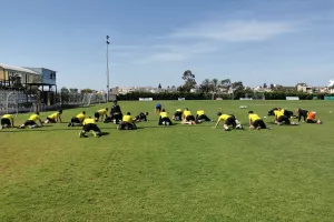 Ξεκίνησαν για Ονήσιλο (φώτος)