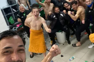 “Επαγγελματική νίκη και απόδραση!”
