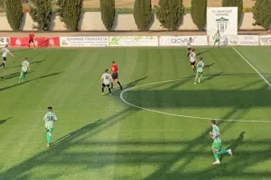 Σταθερά ΚΟΡΥΦΗ... μέσω ανατροπής!