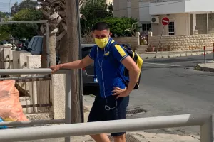 ΦΩΤΟΣ από την άφιξη του ΑΠΟΕΛ