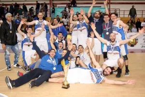 Στέλνουν χρήματα μέχρι και από τον Καναδά για να επιστρέψει ο Αχιλλέας στα “σαλόνια”!