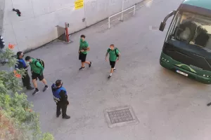 (Φώτος/βίντεο) Η άφιξη της Ομόνοιας