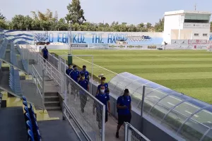 (Φώτος/Βίντεο) Στο γήπεδο το ΑΠΟΕΛ