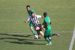 Χέρι-χέρι στο τρένο για την άνοδο (βίντεο/φώτος)