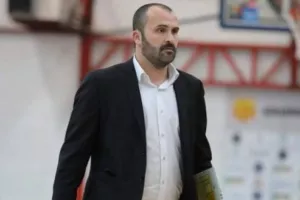 Επίσημα... Κουκούρης στον Απόλλωνα!