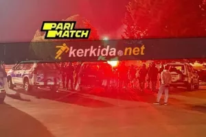 Αντίδραση ΠΟΡΤΟΚΑΛΙ έξω από το ΓΣΠ (φώτος)