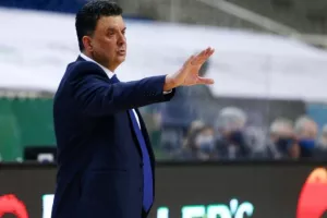 Επικρατέστερος για τον πάγκο της ΑΕΚ ο Αγγέλου
