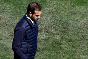 Μάντζιος: «Παιδαριώδη τα λάθη μας - Δεν έχω να πω κάτι για τις επιλογές μου»