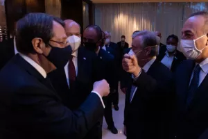 Πενταμερής LIVE από Γενεύη: Κρίσιμη μέρα - Όλες οι εξελίξεις