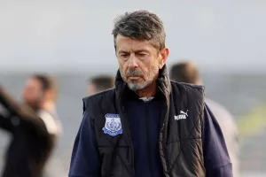Τι δείχνει η... διπλή κίνηση Πετράκη