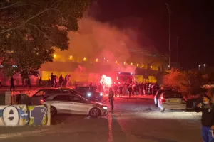 "ΝΤΟΥ" στο λεωφορείο: "Aντε γεια, πρωτάθλημα ξανά..."(φώτος/βίντεο)