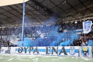 ΘΥΡΑ 1