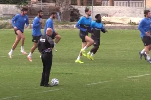 ΒΙΝΤΕΟ/"Τρέχουν" για το ματς της χρονιάς