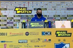 ΠΟΥΡΣΑ: "Όλοι πρέπει να αποδείξουν ότι αξίζουν να είναι στο ΑΠΟΕΛ"