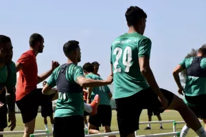 Συνεχίζει για Ομόνοια