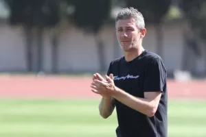 Δυο αυτογκόλ, ένα λάθος και βυσσινί ανατροπή! (φώτος)