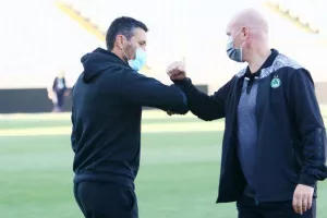 Της το (ξανα)γύρισε και βλέπει... τίτλο! (Φώτος)