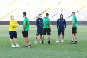 Της το (ξανα)γύρισε και βλέπει... τίτλο! (Φώτος)